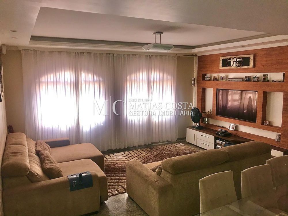 Sobrado Cidade SOIMCO 4 dormitorios 3 banheiros 4 vagas na garagem